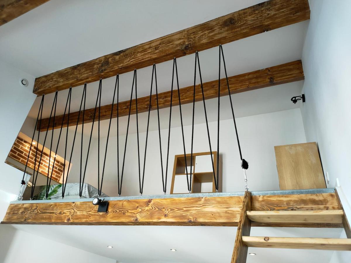 Апартаменты Joli Apparemment Type Loft Кавайон Экстерьер фото